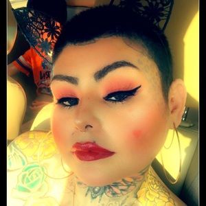 Meet your Posher, Charlee